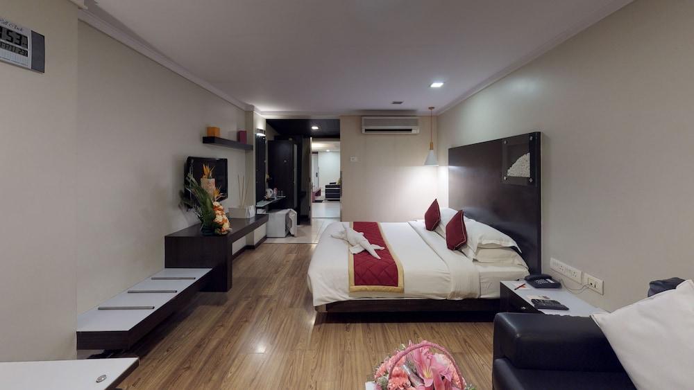 37Th Crescent Hotel Bengaluru Zewnętrze zdjęcie