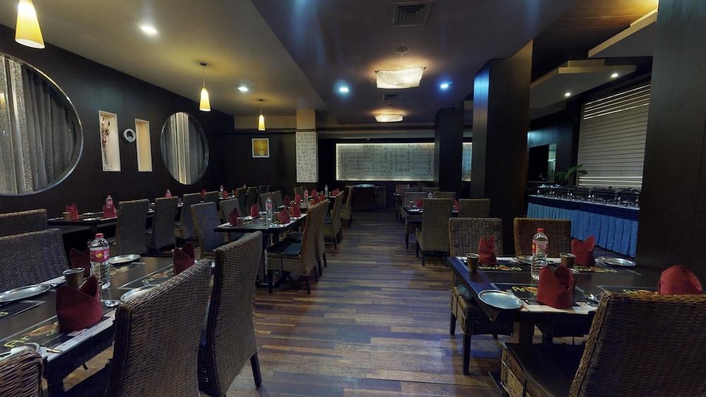 37Th Crescent Hotel Bengaluru Zewnętrze zdjęcie