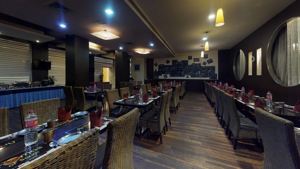37Th Crescent Hotel Bengaluru Zewnętrze zdjęcie