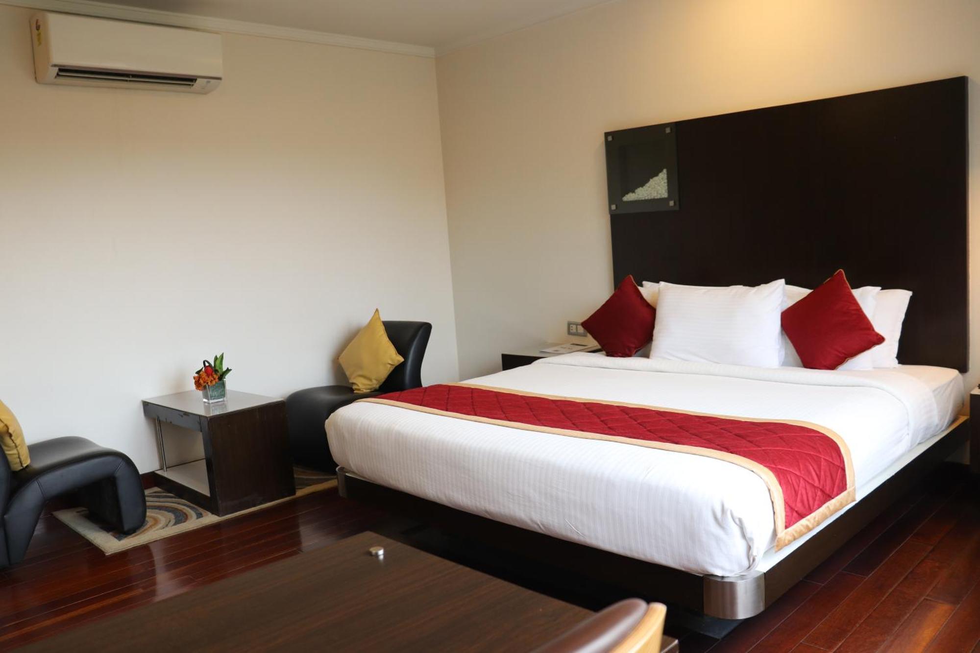 37Th Crescent Hotel Bengaluru Zewnętrze zdjęcie